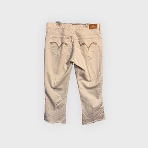 NWT RARE Levi’s Vintage Inspired White Cropped Capri Jeans with Raw Hem